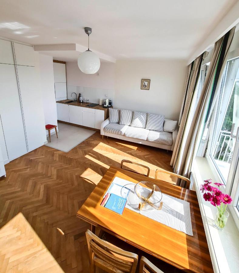 Apartment By The Sea - Kosciuszki Square 그디니아 외부 사진